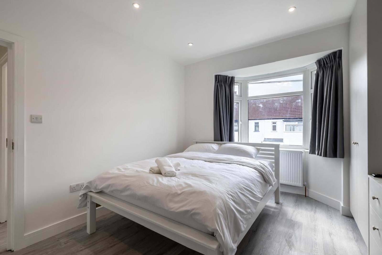 Modern Home With Driveway Parking For 2 Vehicles, Near Tottenham Hotspur Stadium, White Hart Lane Train Station Londra Exterior foto