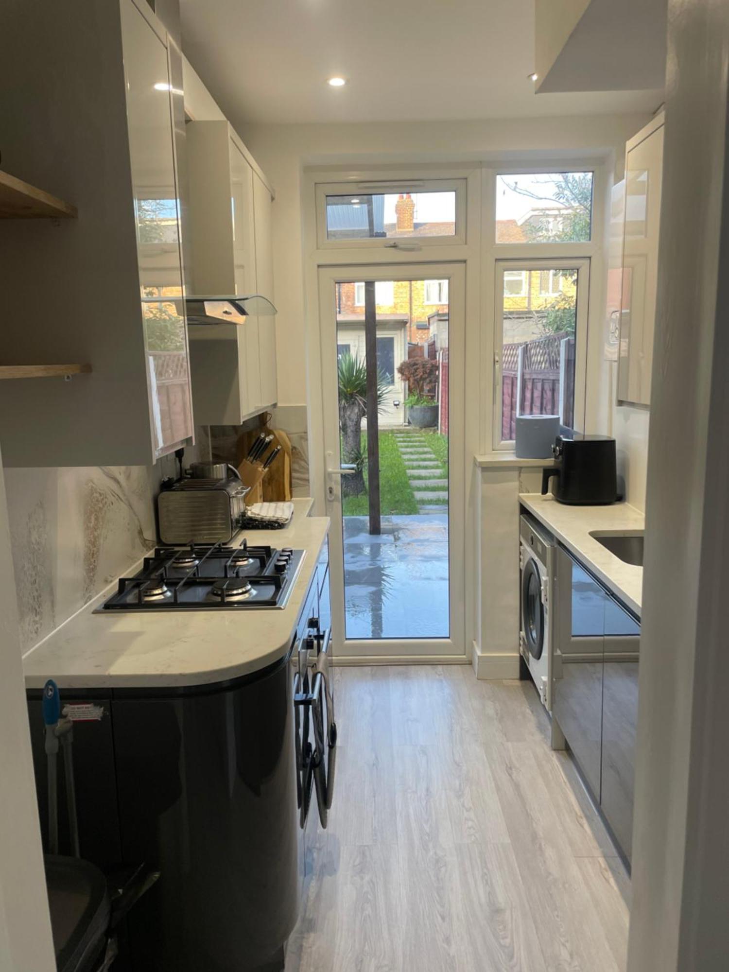 Modern Home With Driveway Parking For 2 Vehicles, Near Tottenham Hotspur Stadium, White Hart Lane Train Station Londra Exterior foto